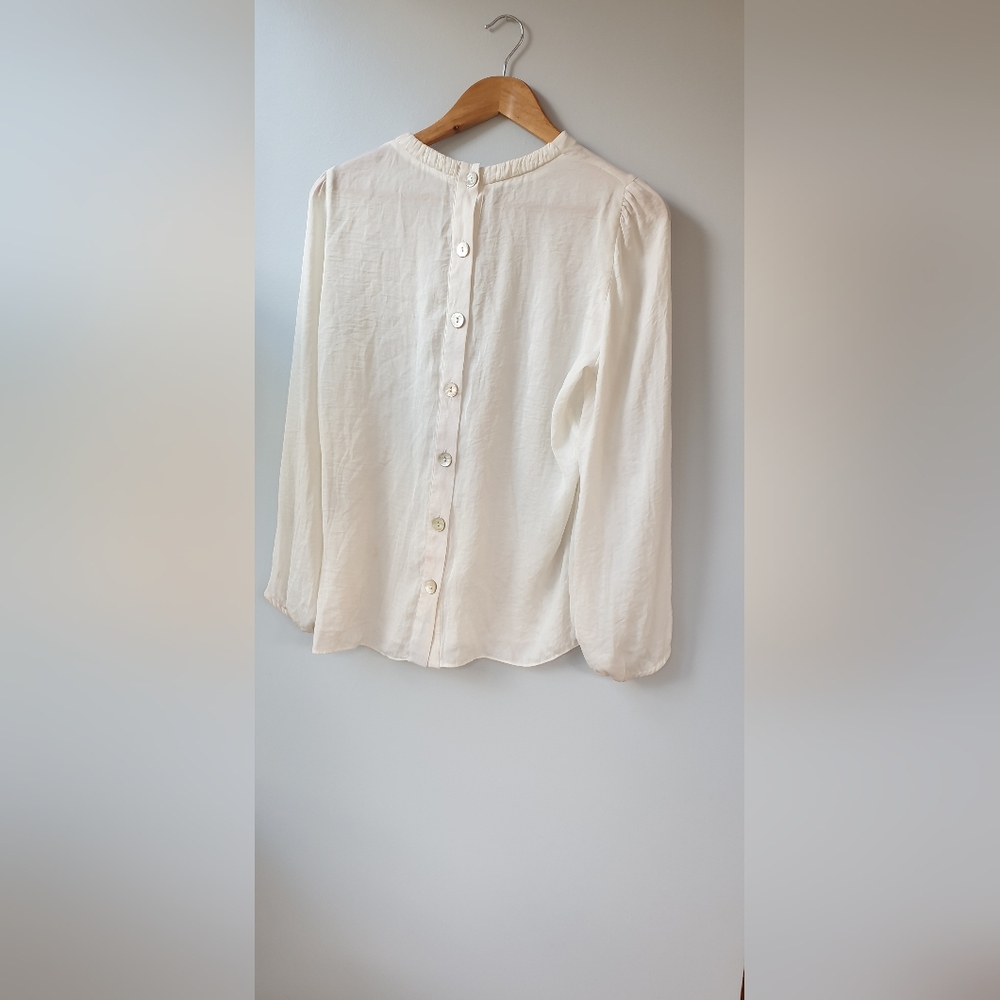 Chiffon cream off white  blouse